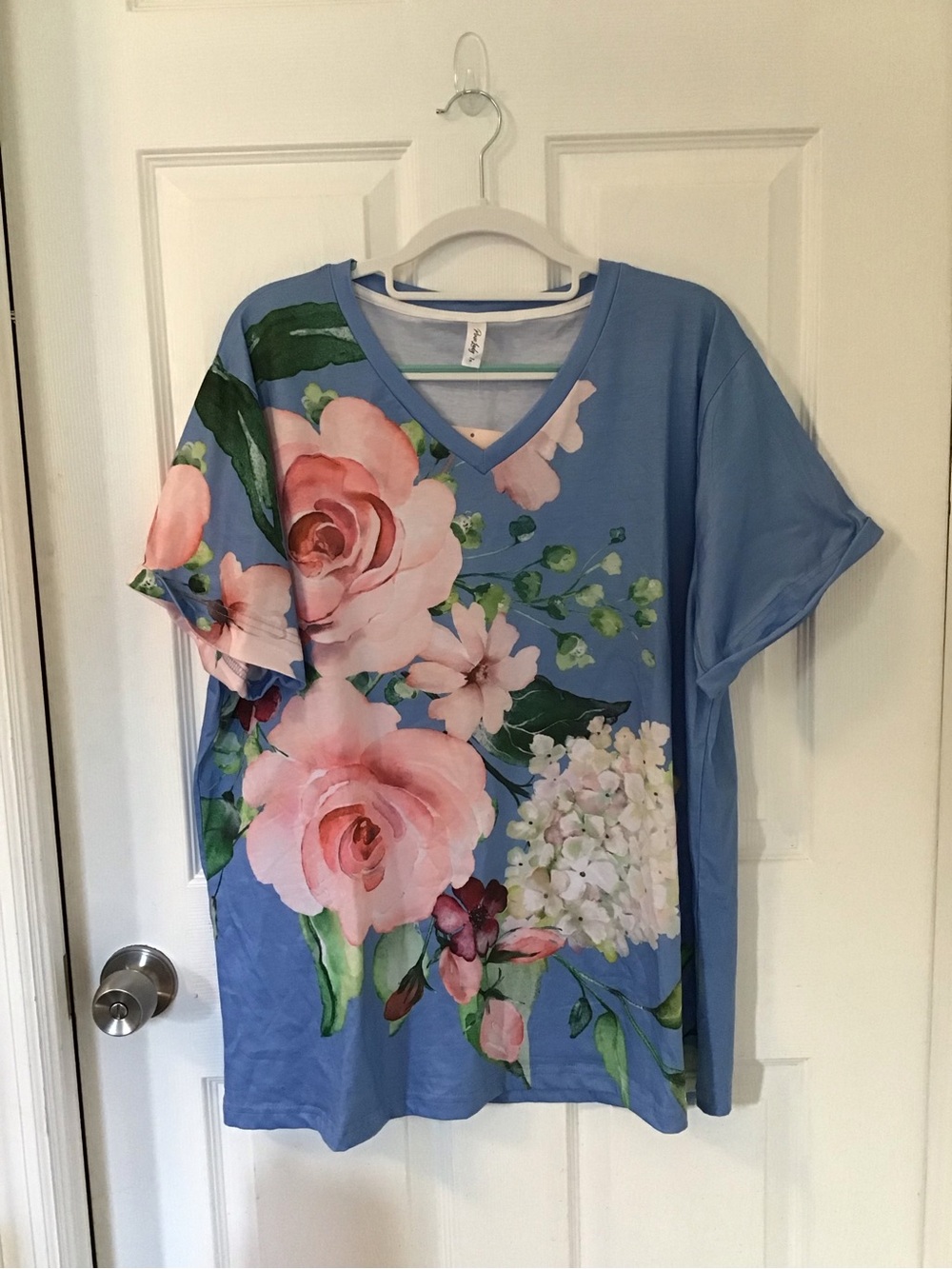 V-Neck Short Sleeve Tee in Periwinkle Blue with Pink Rose Print